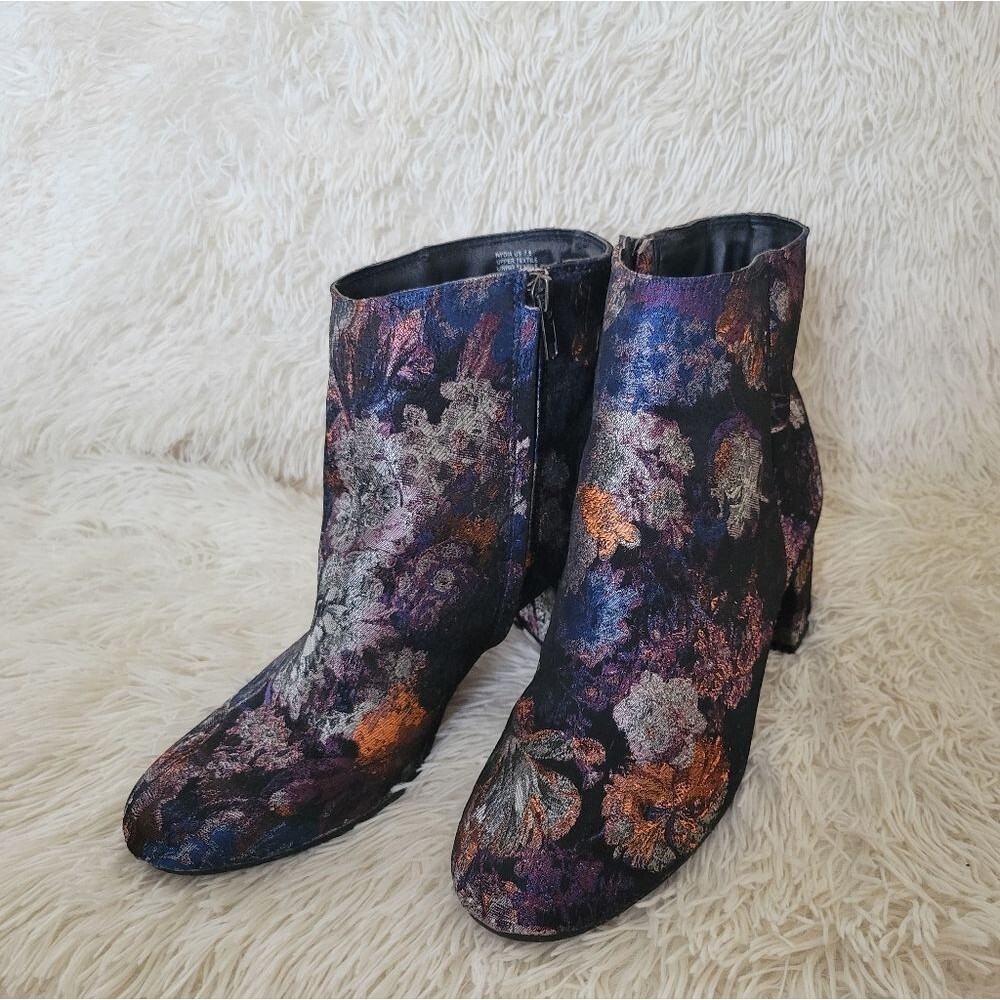 Zigi Soho Nydia Floral Jewel Tones Ankle Bootie Whimsigoth Boho Chic Size 7.5